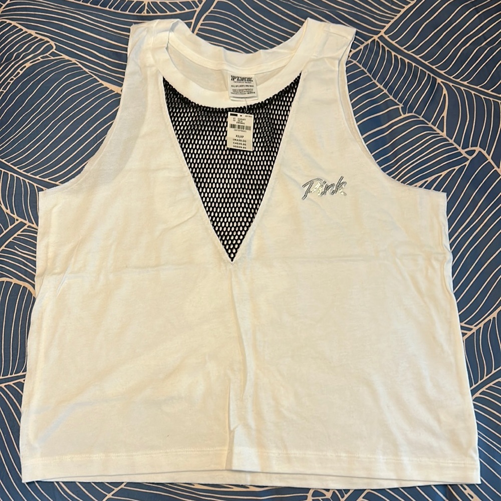 VS pink razor back